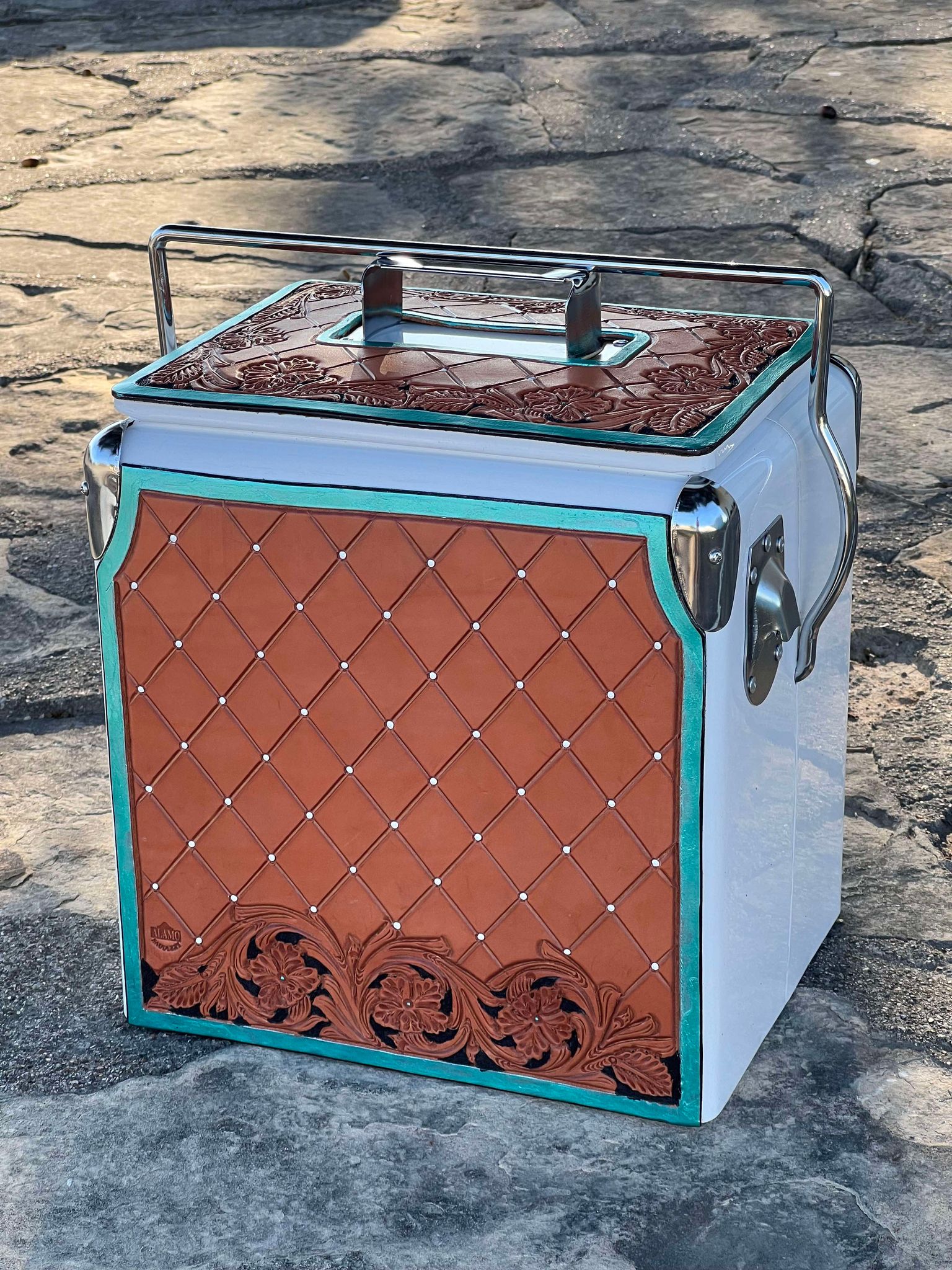 Retro Rodeo White Cooler- El Pinto