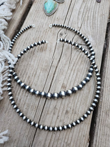 Navajo Pearls Choker