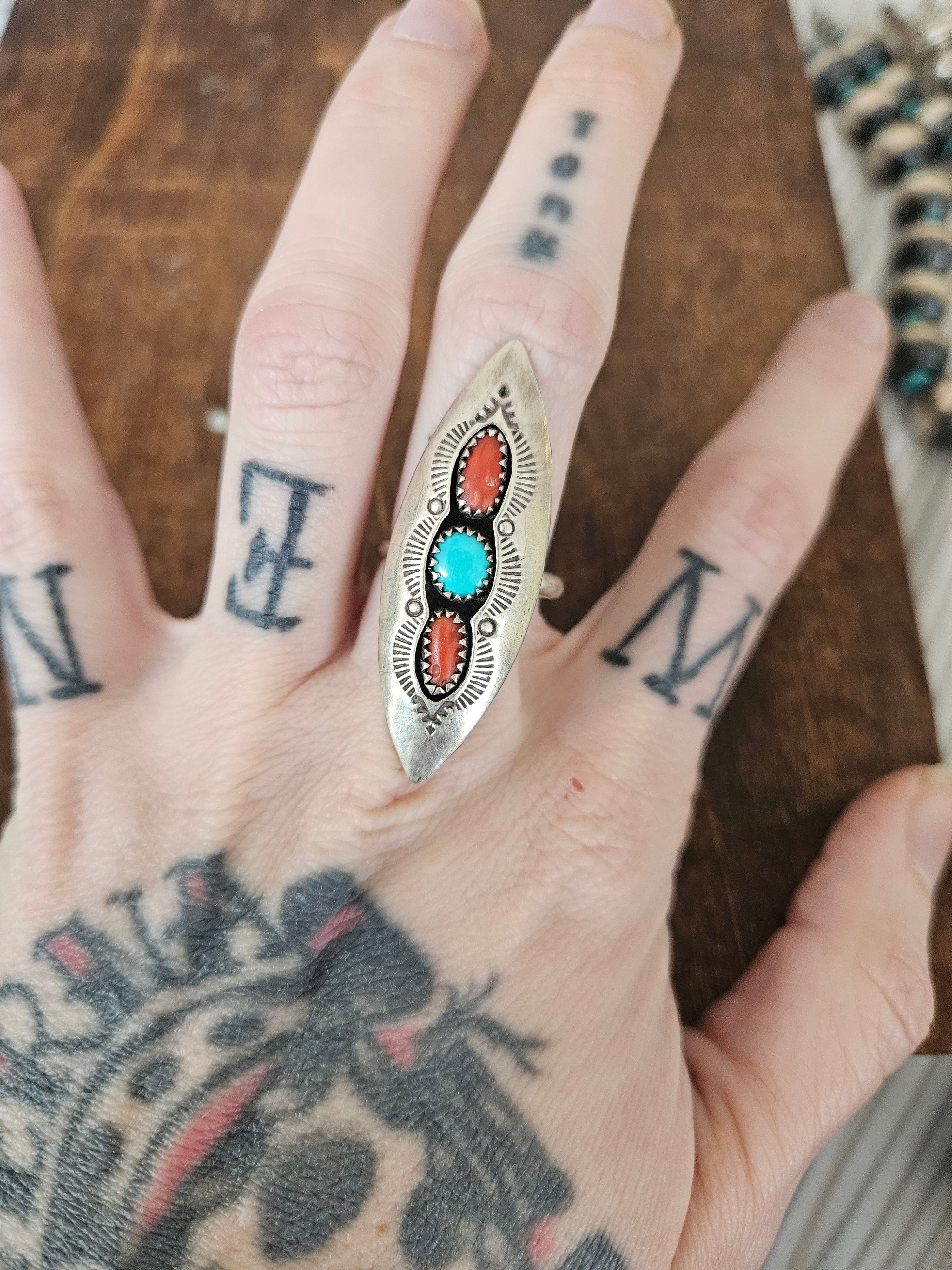 Vintage Shadowbox Turquoise and Coral Ring Size 9.5