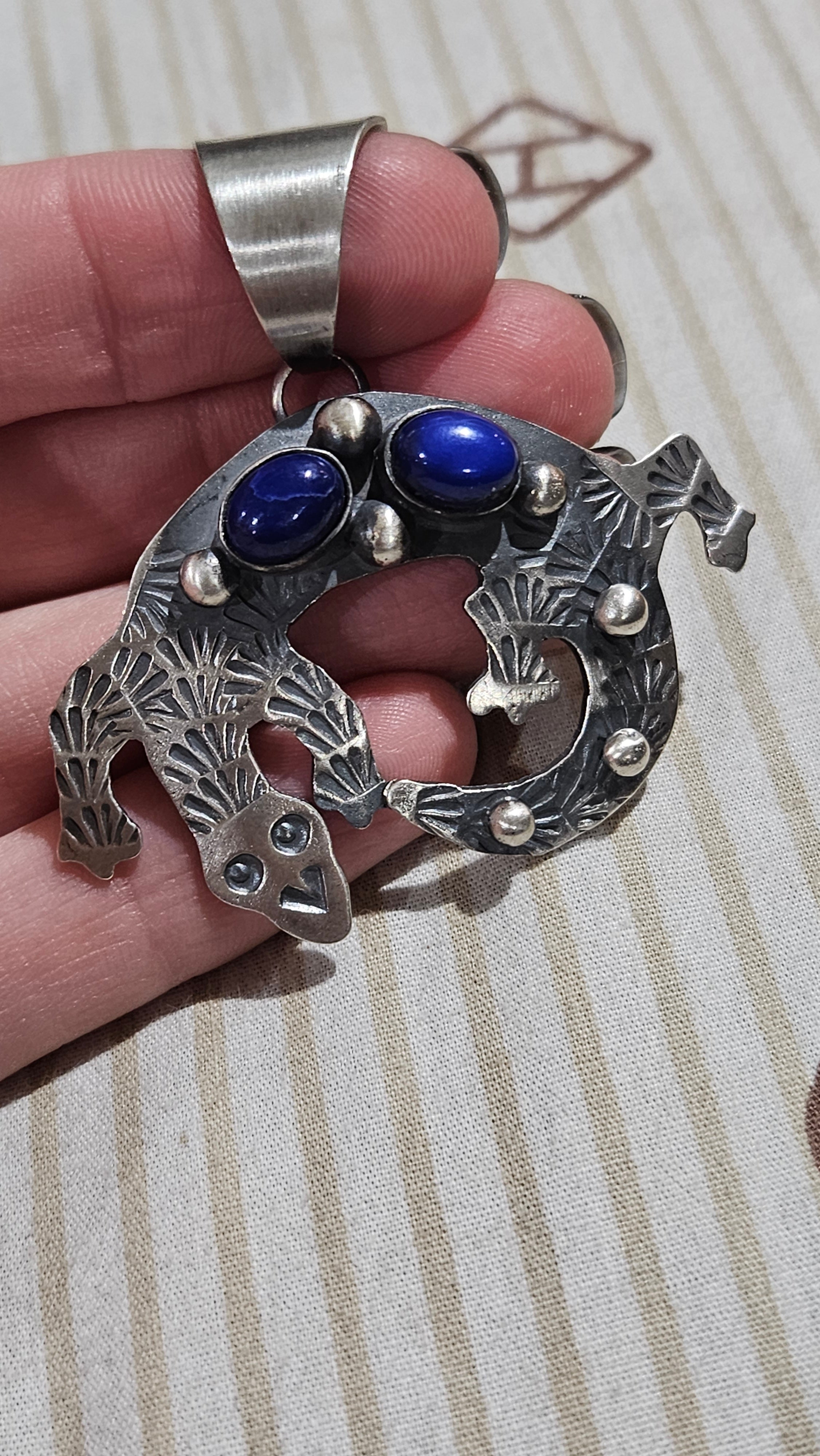 Chimney Butte Lapis Lizard Pendant