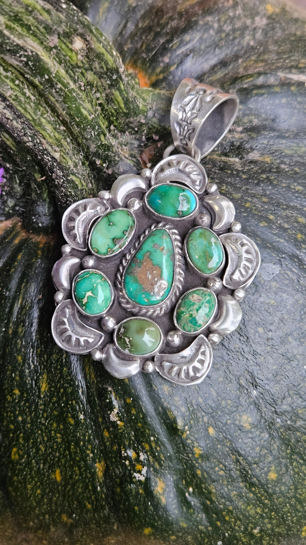 GORGEOUS Green Sonoran Cluster Pendant