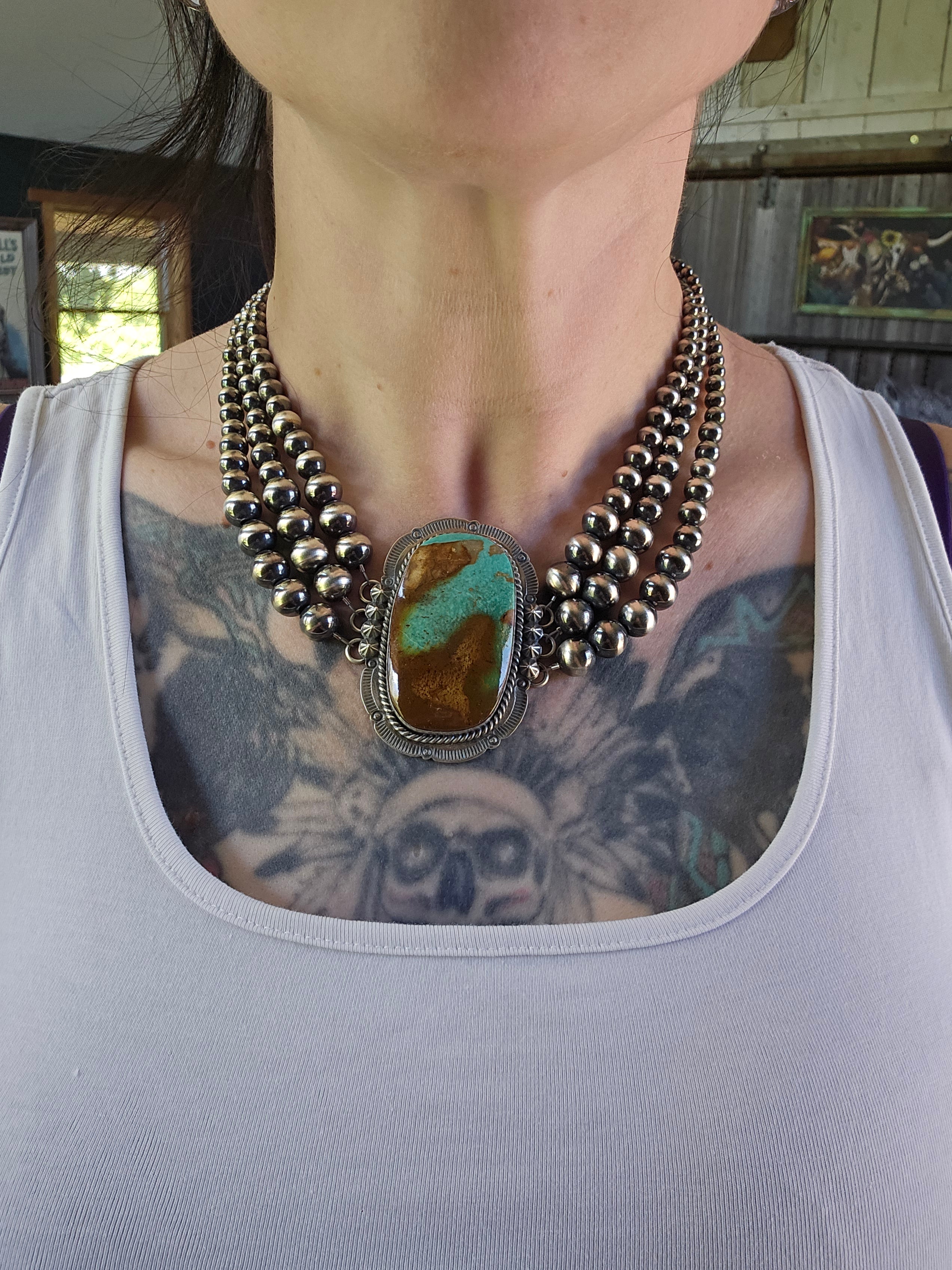 GORGEOUS Royston Choker Statement Necklace