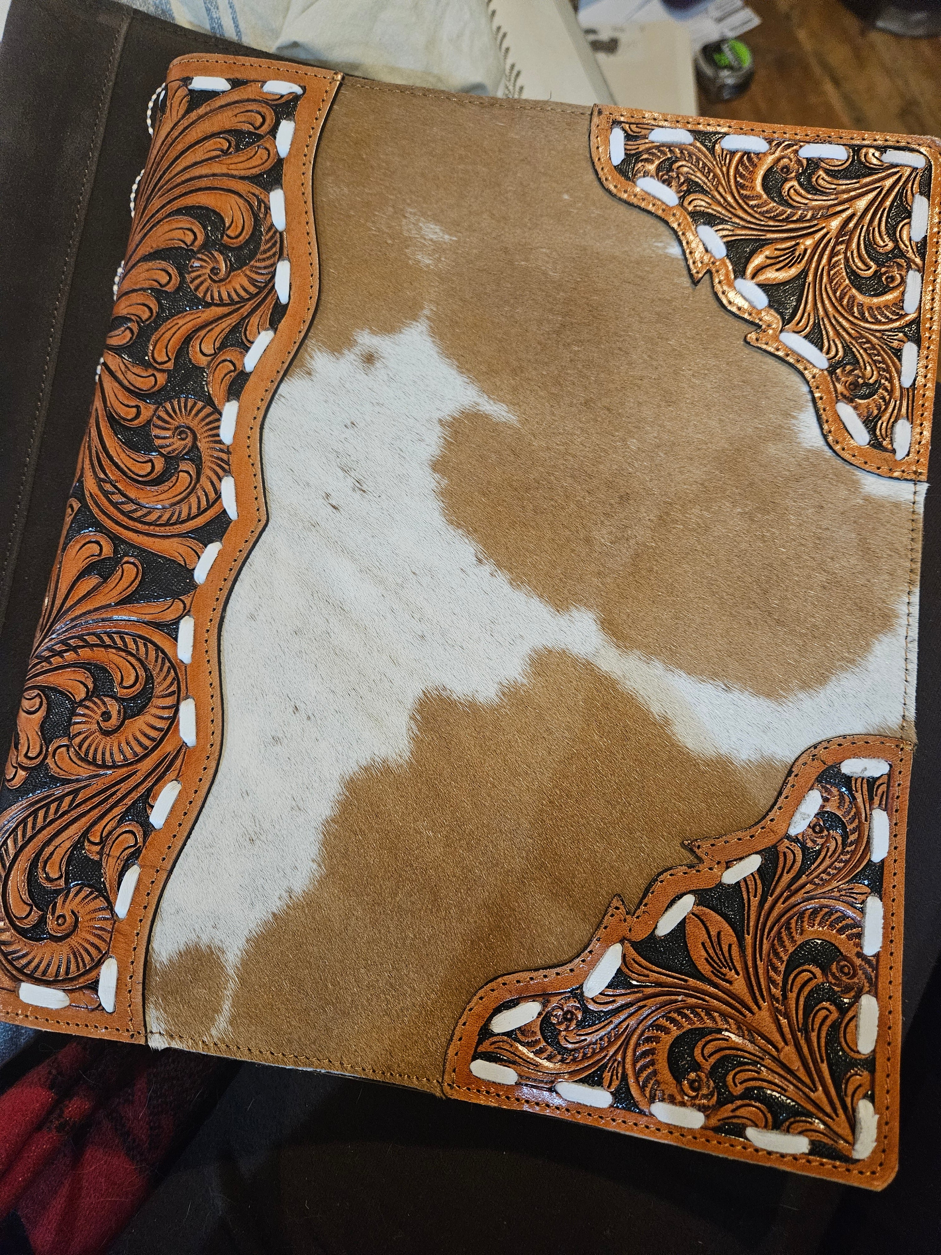 Cowhide and Tooled Leather Buckstitch Note Pad Holder Portfolio