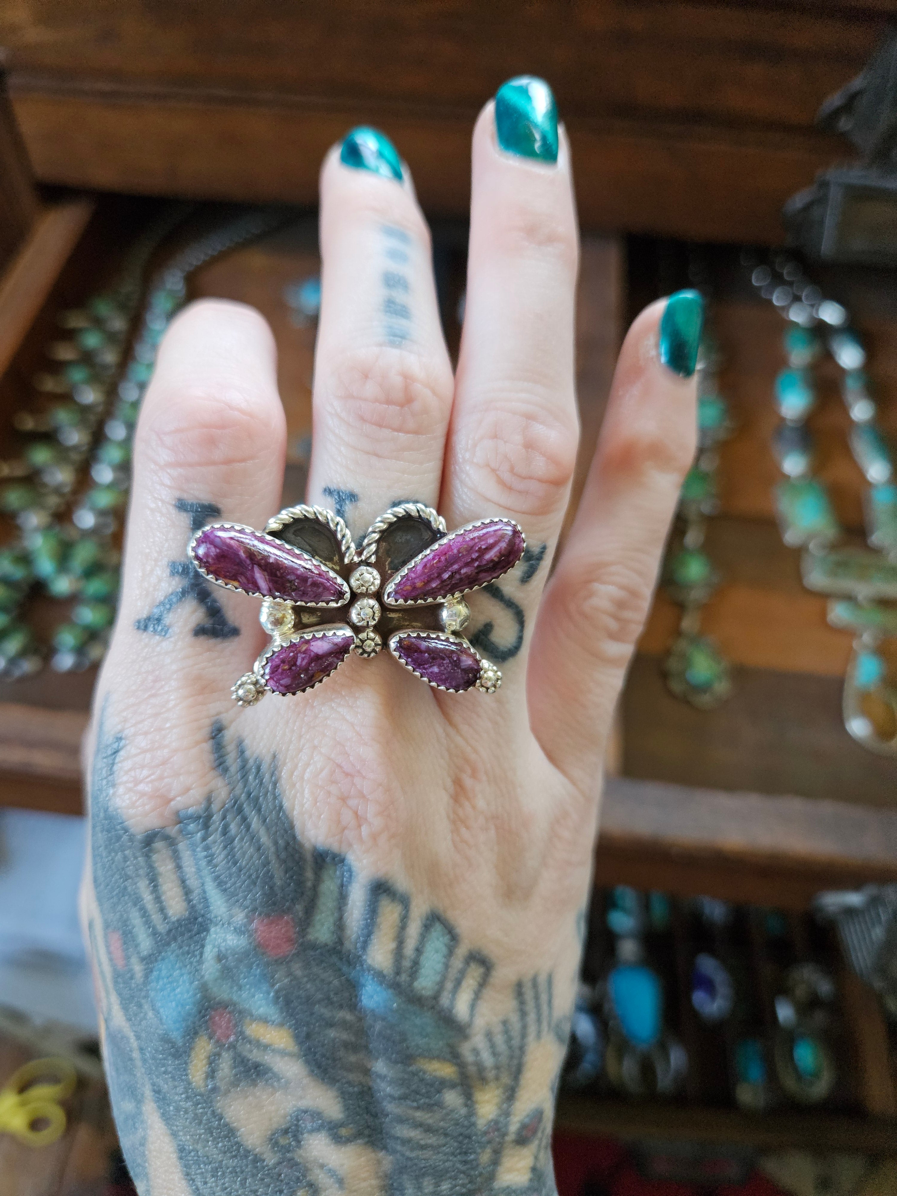 Purple Spiny Oyster Butterfly Ring