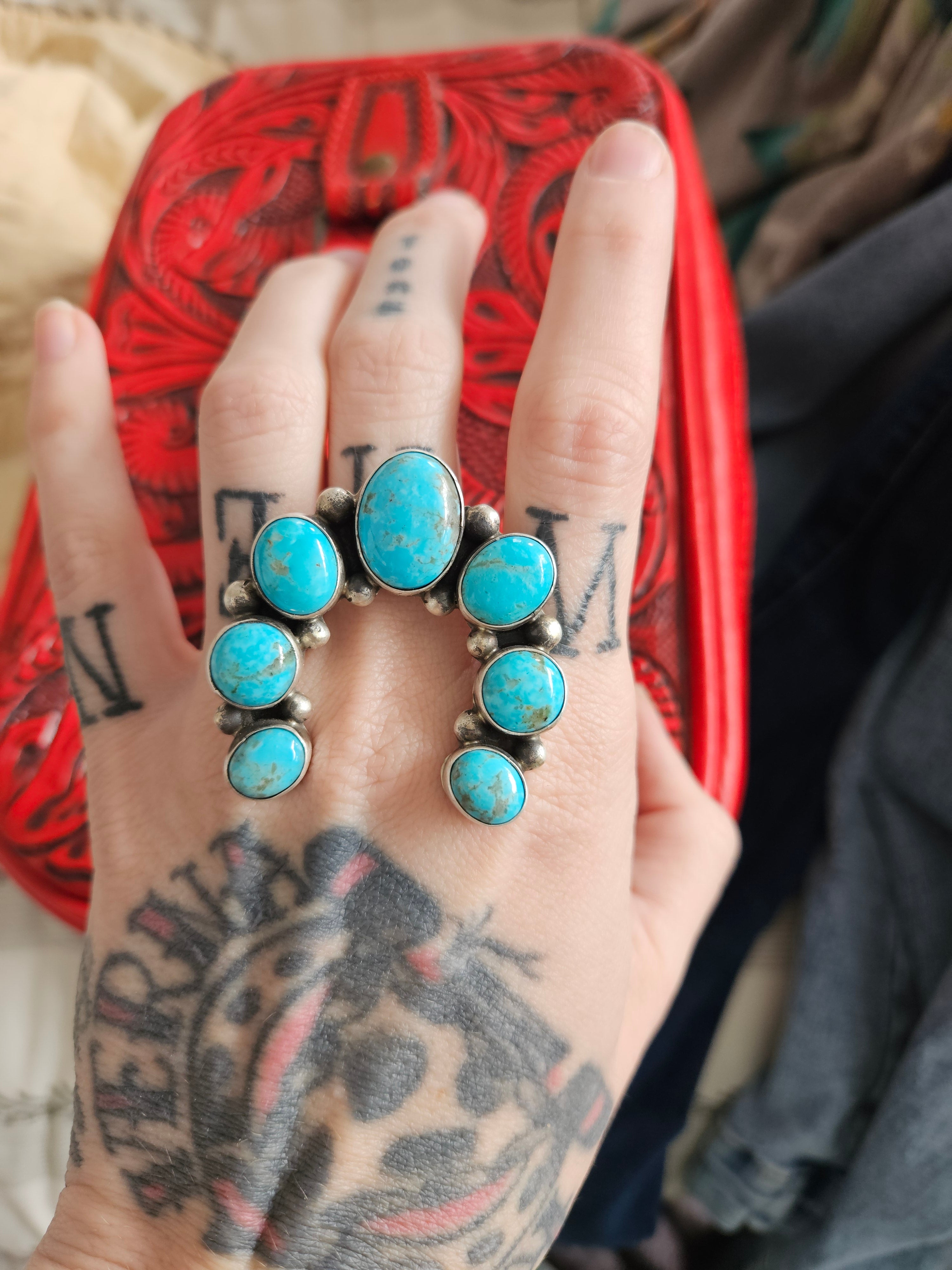 Kingman Turquoise Horseshoe Naja Ring