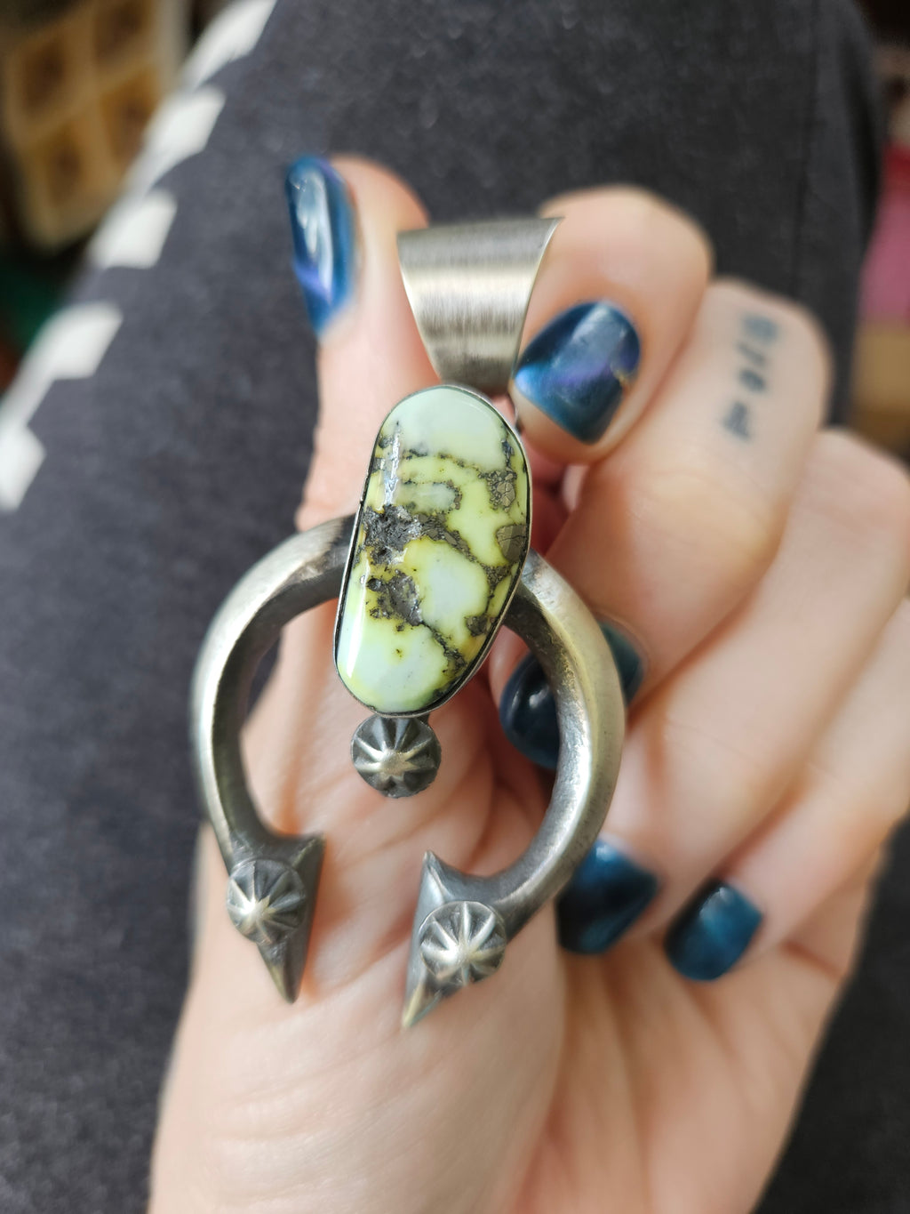 Chimney Butte Palomino Naja Pendant