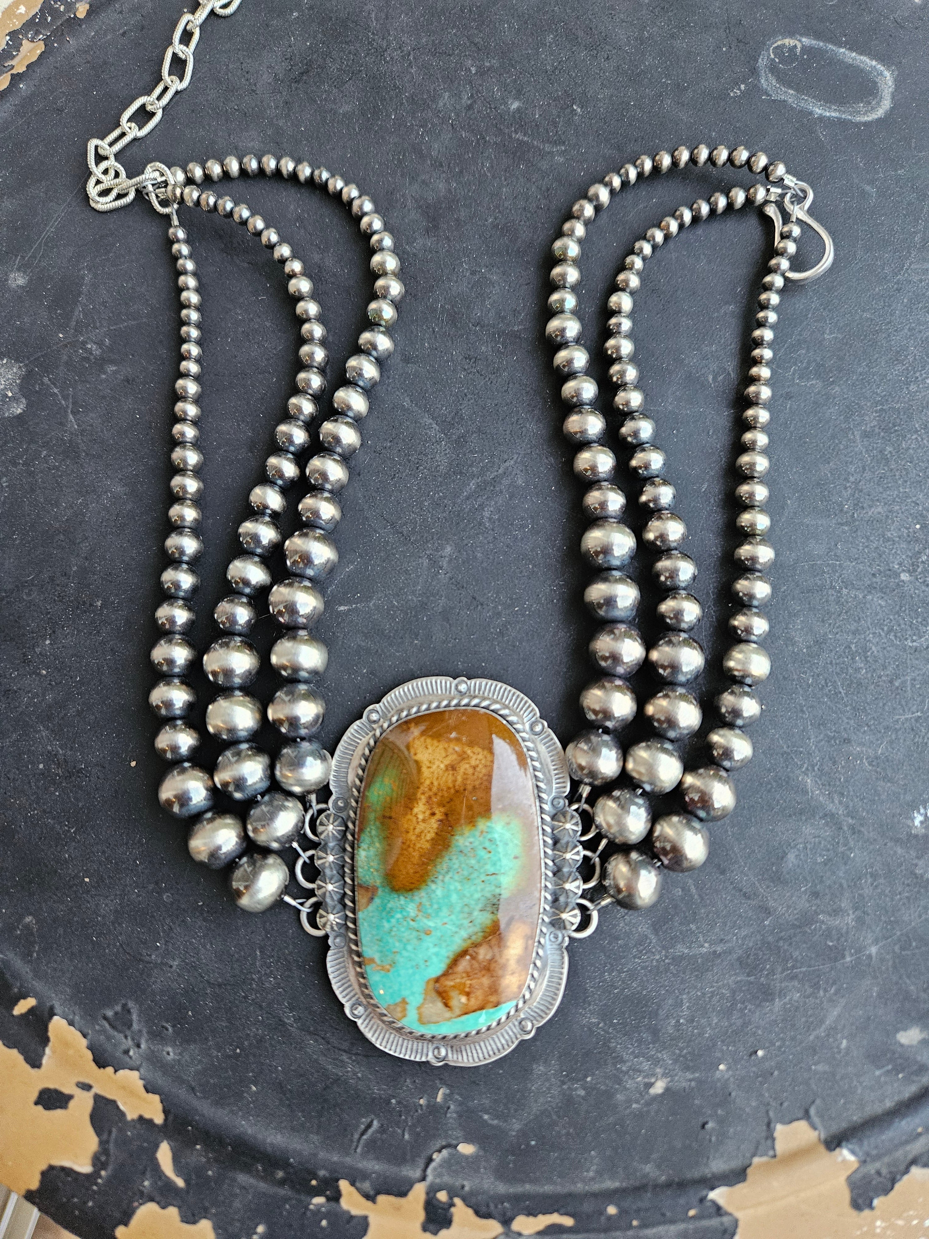 GORGEOUS Royston Choker Statement Necklace