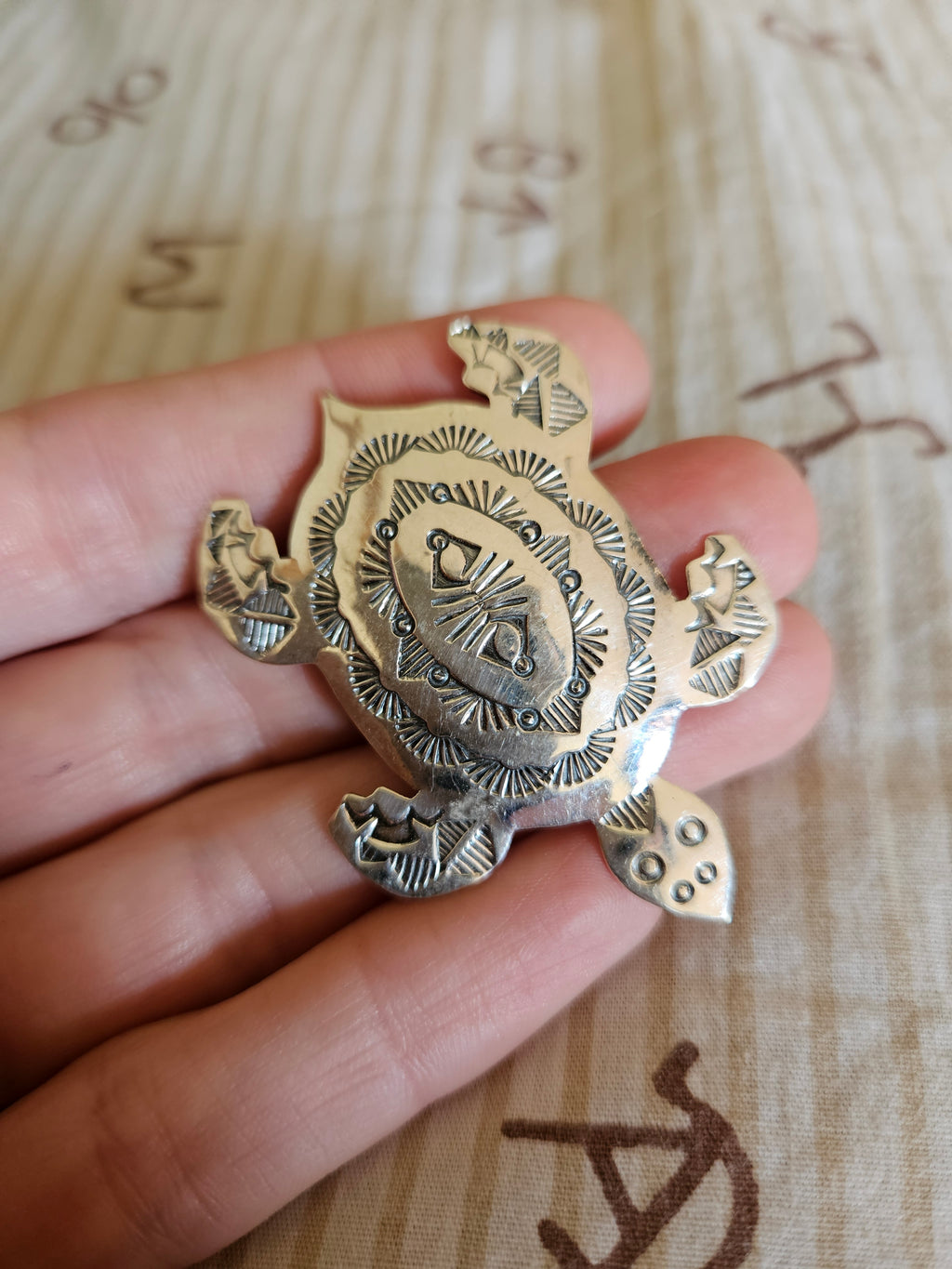 Turtle Pin