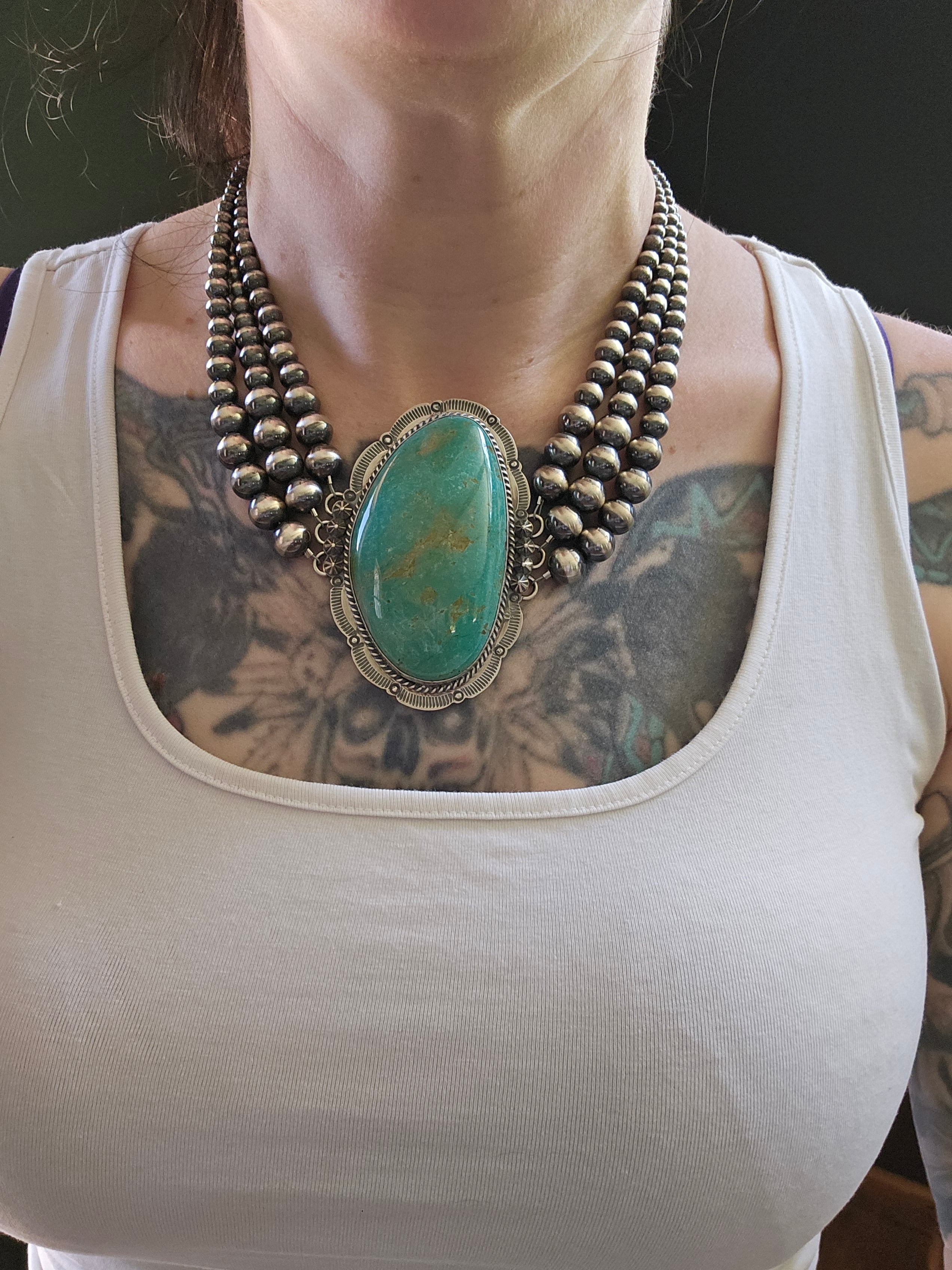 GORGEOUS Turquoise Choker Necklace